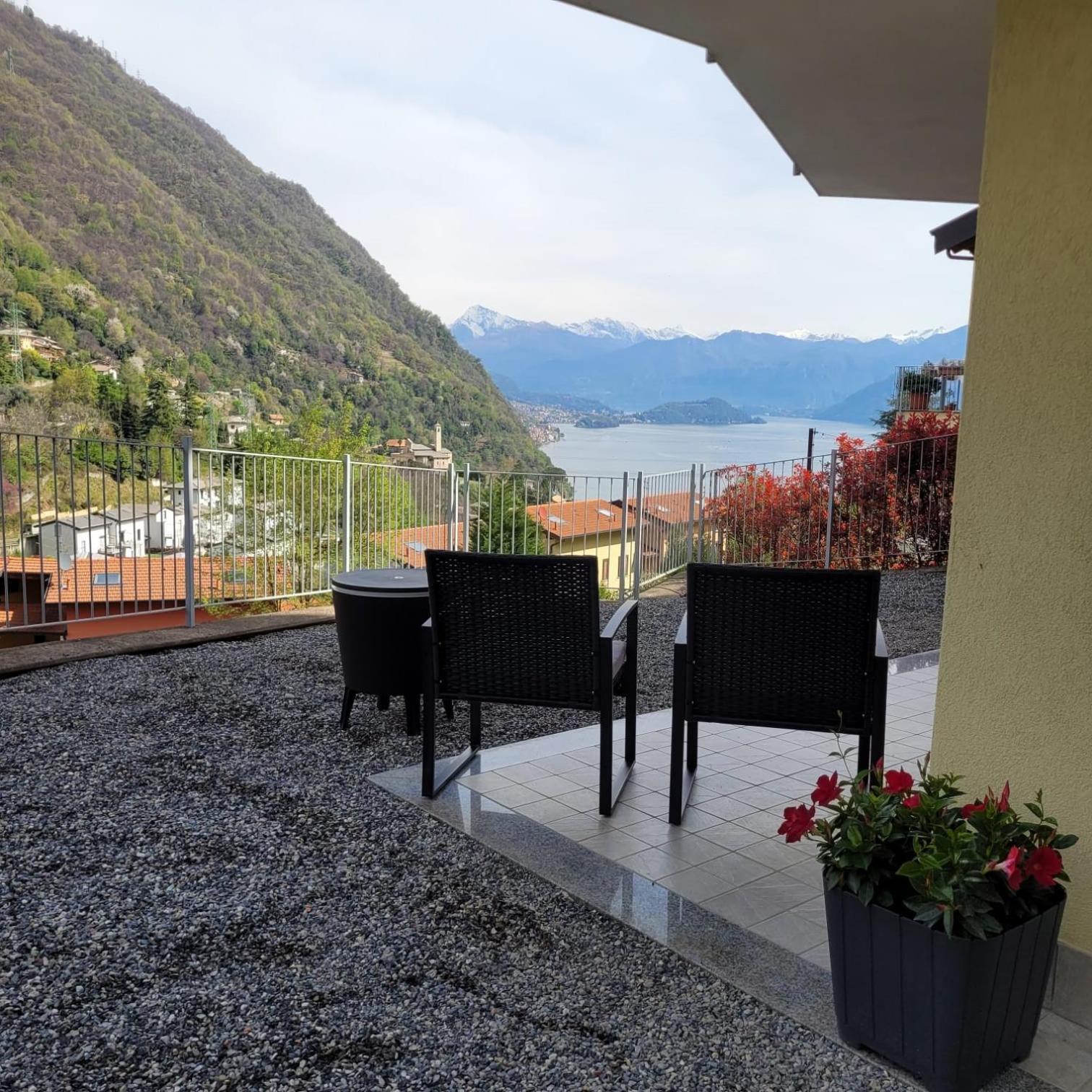 Vista Dolce Isola _ Lakeview Pool, Terrace & Garden Apartment آرجينيو المظهر الخارجي الصورة