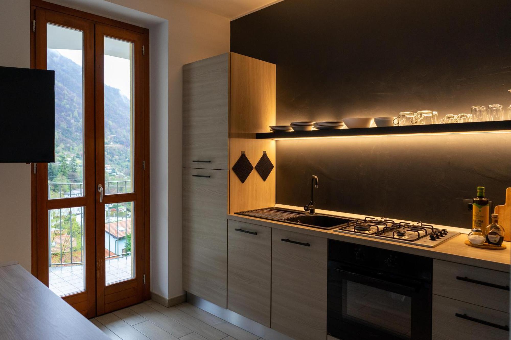Vista Dolce Isola _ Lakeview Pool, Terrace & Garden Apartment آرجينيو الغرفة الصورة